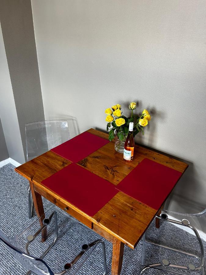 Traumhafter Altbaucharme In Zentraler Lage Apartment Kiel Exterior photo